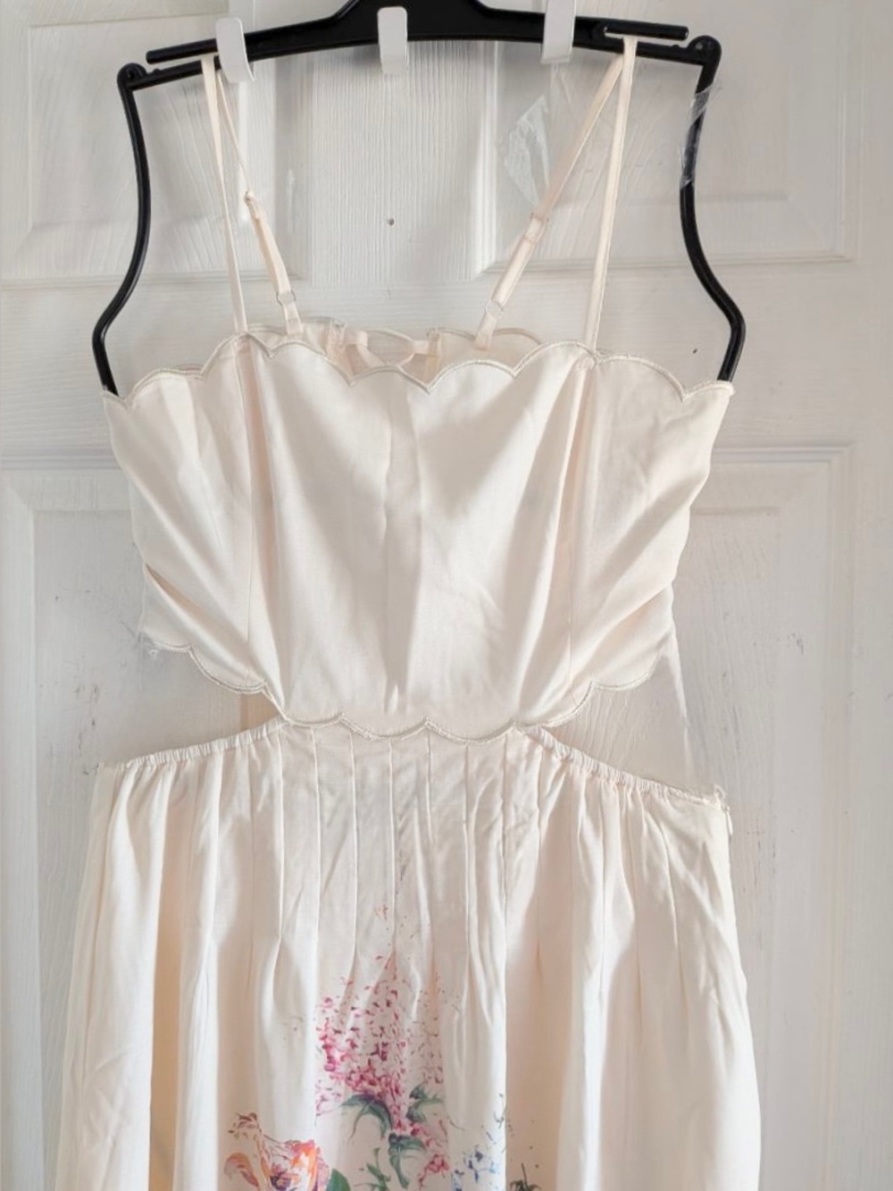 Commense Floral Print Lace-Up Back Sleeveless Dress - Picture 12 of 15